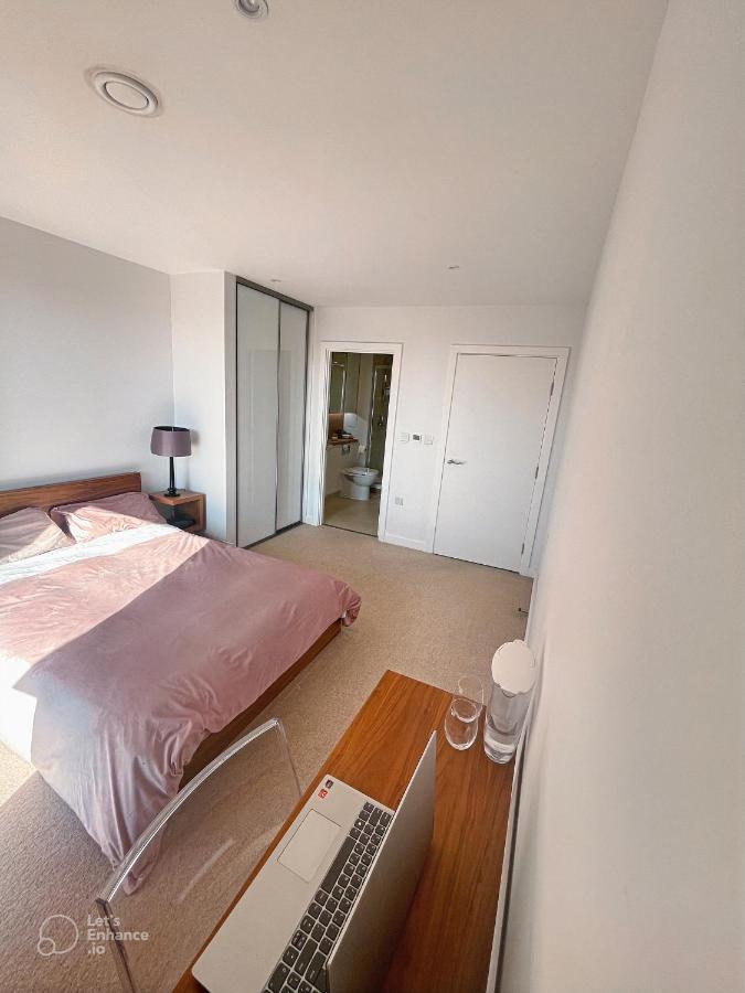 Bright Spacious En-Suite Room W/ London Views - 8Min From London Bridge! Buitenkant foto